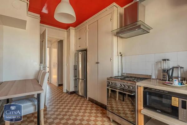 Appartement à louer 2 pièces 76m²