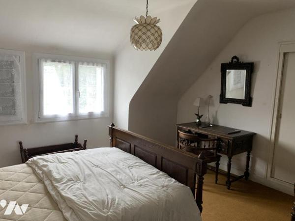 Au centre ville maison des années 1970