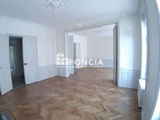 Location Appartement 5 pièces 166.6 m² - Saint-dié-des-vosges 88100