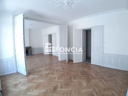 Location Appartement 5 pièces 166.6 m² - Saint-dié-des-vosges 88100