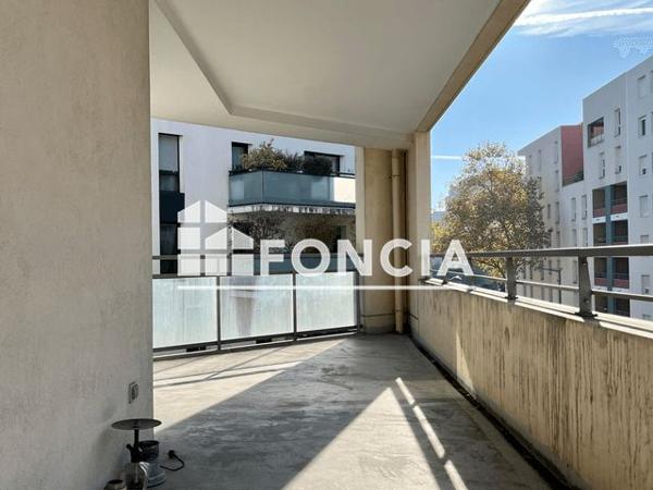 Location Appartement 3 pièces 68.66 m² - 77/79 AV DU GENERAL FRERE Lyon 69008