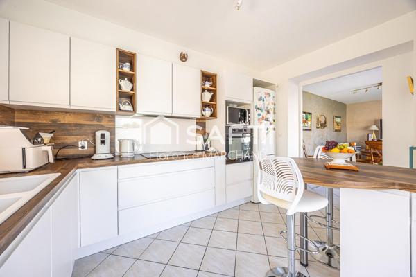 Maison familiale avec espaces de vie indépendants-Idéale grande famille ou projet d'accueil