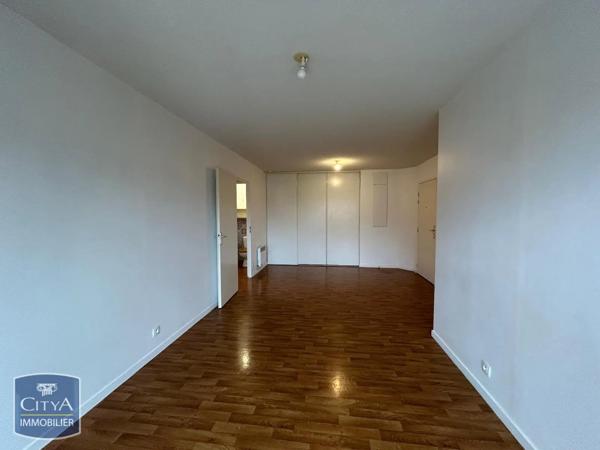 Appartement à louer 2 pièces 48.83m² Beuzeville (27210)