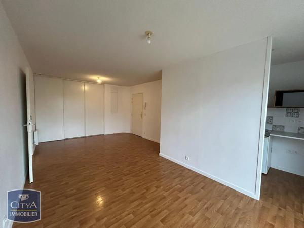 Appartement à louer 2 pièces 48.83m² Beuzeville (27210)
