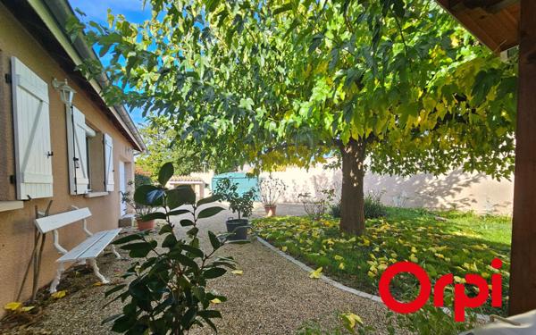 Maison à vendre    4 pièces • 93,40 m2 Saint-Genis-Laval