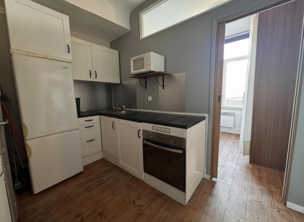 A VENDRE : T2 à LILLE • • 164 000 € FAI • Réf. 1654