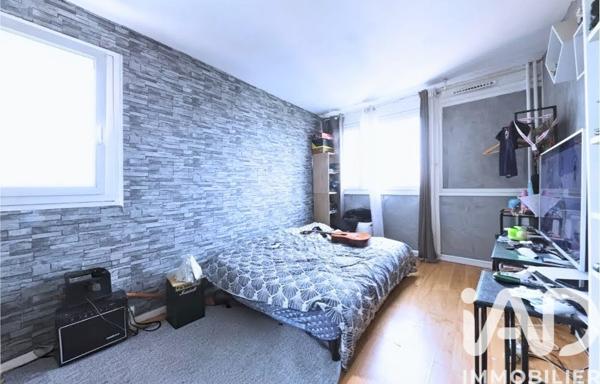 Appartement à vendre 4 pièces 78 m² Évry-Courcouronnes