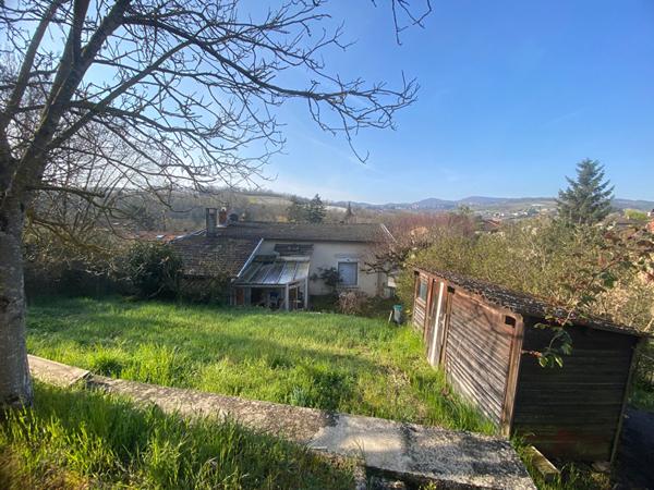 Maison à vendre à Thurins - 130m² avec beaux volumes sur terrain de 1110 m²