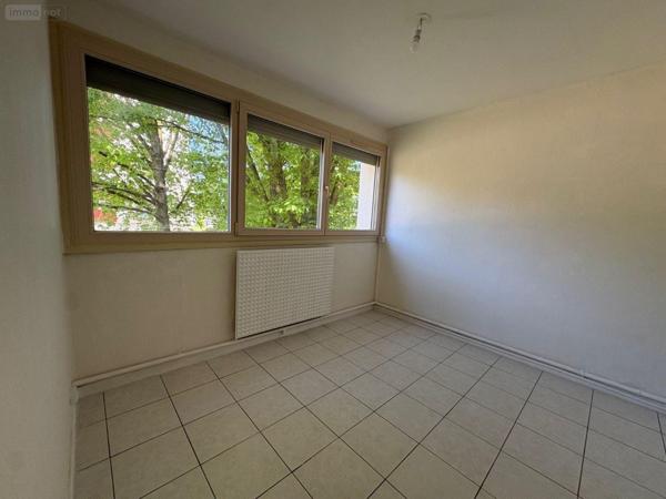 Appartement à vendre à Mâcon en Saône-et-Loire (71000), ref : 13779/992