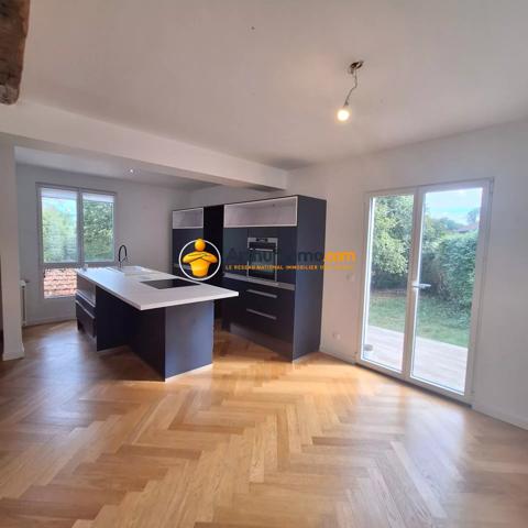 Vente                                                      Maison
                        
                     4 pièces                      95 m2                     à Crécy-la-Chapelle