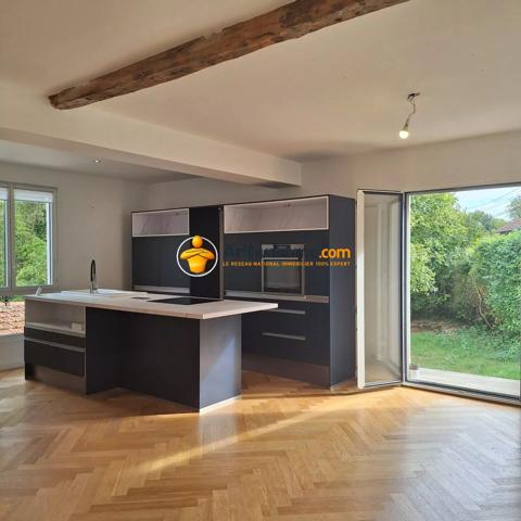 Vente                                                      Maison
                        
                     4 pièces                      95 m2                     à Crécy-la-Chapelle