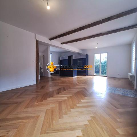 Vente                                                      Maison
                        
                     4 pièces                      95 m2                     à Crécy-la-Chapelle