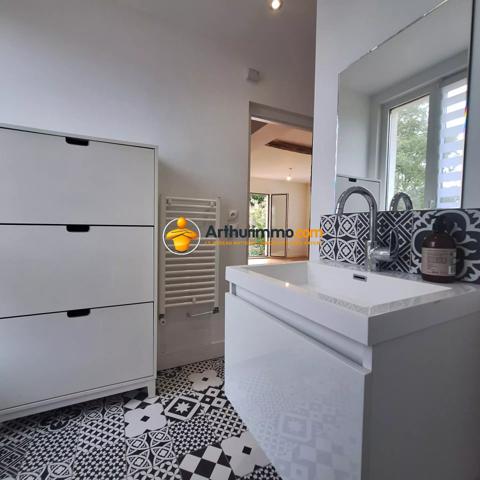 Vente                                                      Maison
                        
                     4 pièces                      95 m2                     à Crécy-la-Chapelle