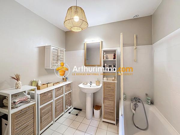 Vente                                                      Maison
                        
                     4 pièces                      96 m2                     à Bourgoin-Jallieu