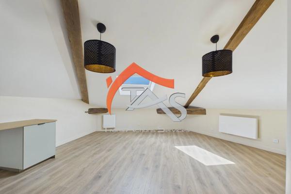 Vente                                                      Appartement
                        
                     4 pièces                      65 m2                     à Saint-Chamond
