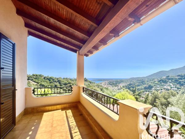 Maison à vendre 8 pièces 213 m² Menton