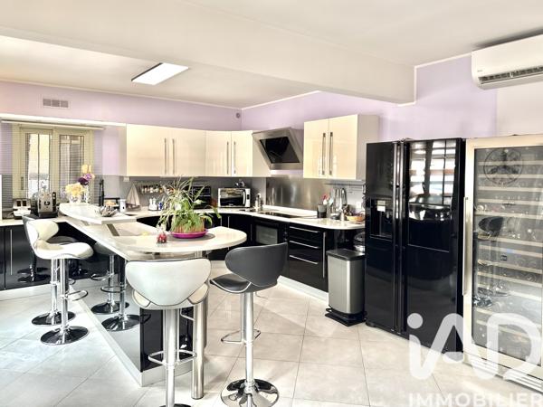 Maison à vendre 8 pièces 213 m² Menton