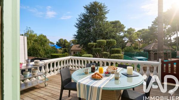 Maison à vendre 6 pièces 200 m² Hyères