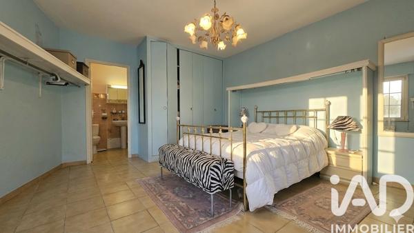 Maison à vendre 6 pièces 200 m² Hyères