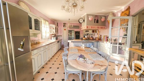 Maison à vendre 6 pièces 200 m² Hyères