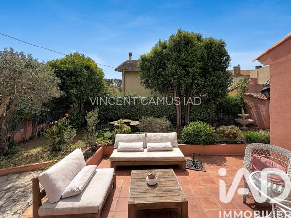 Maison à vendre 7 pièces 188 m² Sanary-sur-Mer