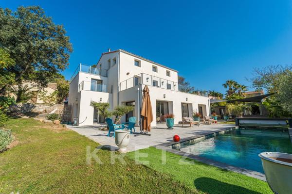 Exceptionnelle rénovation avec vue mer