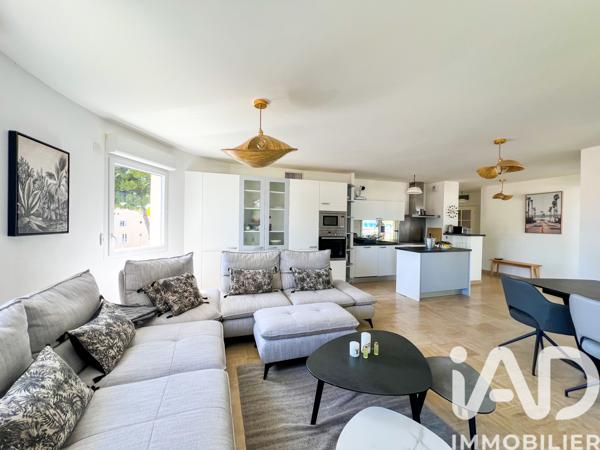 Appartement à vendre 4 pièces 90,36 m² Hyères