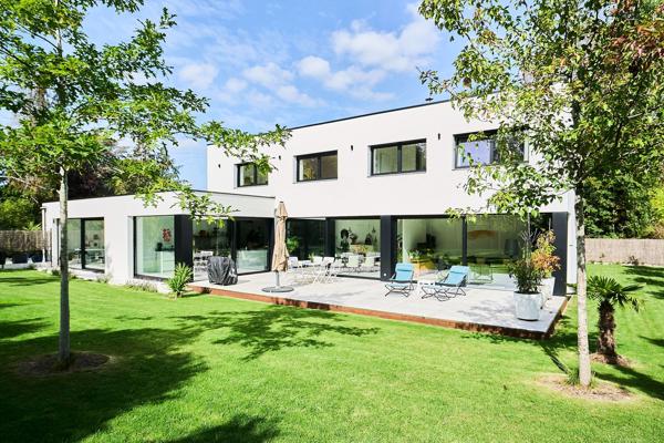Vente Maison de luxe Mouvaux 9 Pièces 270 m²