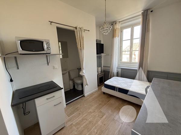 Appartement 1 pièce 9.8 m2