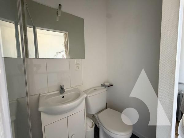 Appartement 1 pièce 9.8 m2