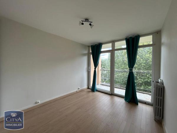 Appartement à louer 4 pièces 89.06m² Sedan (08200)