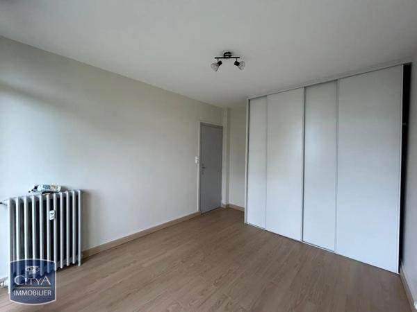 Appartement à louer 4 pièces 89.06m² Sedan (08200)