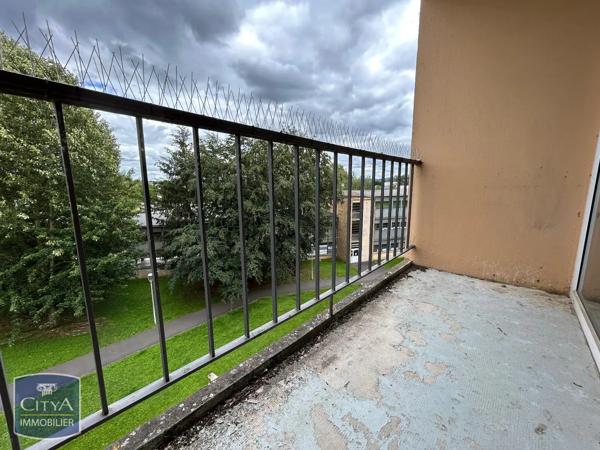 Appartement à louer 4 pièces 89.06m² Sedan (08200)