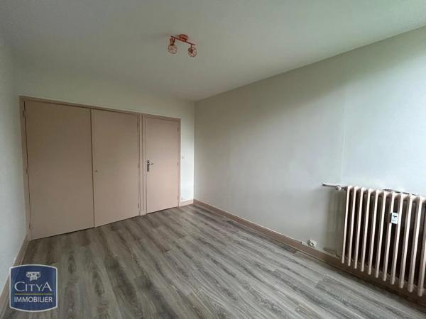 Appartement à louer 4 pièces 89.06m² Sedan (08200)