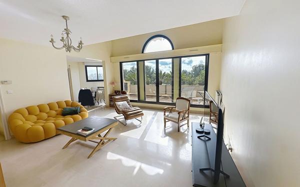 Appartement à vendre    3 pièces • 117 m2 Les Angles