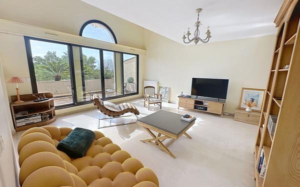 Appartement à vendre    3 pièces • 117 m2 Les Angles