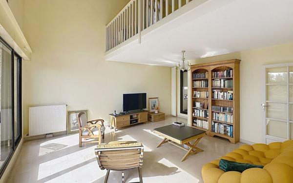 Appartement à vendre    3 pièces • 117 m2 Les Angles