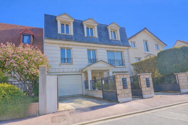 Appartement Antony 5 pièce(s) 127.15 m2
