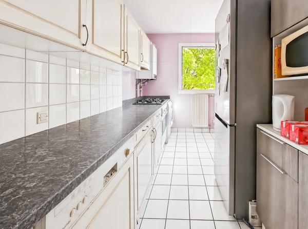 Appartement Jouy Le Moutier 2 pièce(s) 47.23 m2