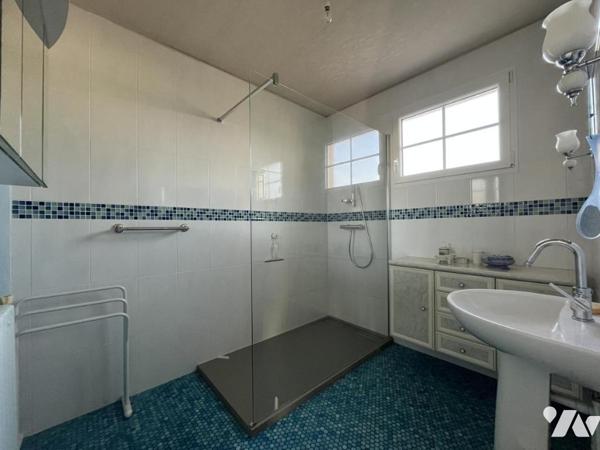 Maison élevée sur Sous-Sol 