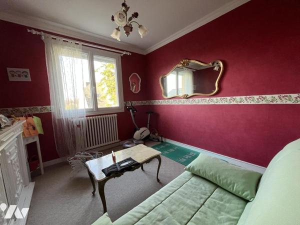 Maison élevée sur Sous-Sol 