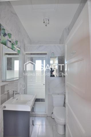 2133m² de terrain arboré, deux garages