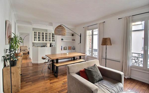 Appartement à vendre    3 pièces • 72 m2 Clichy