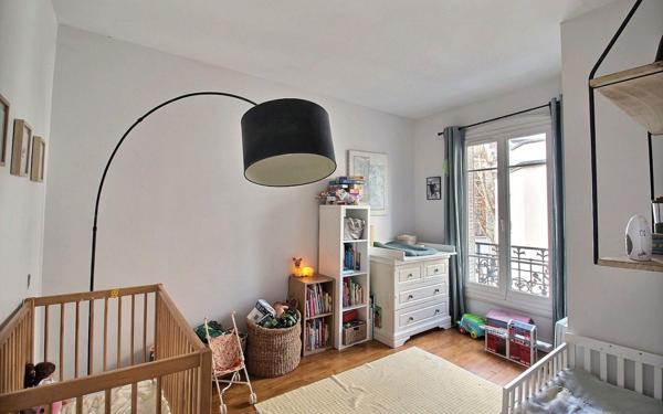 Appartement à vendre    3 pièces • 72 m2 Clichy