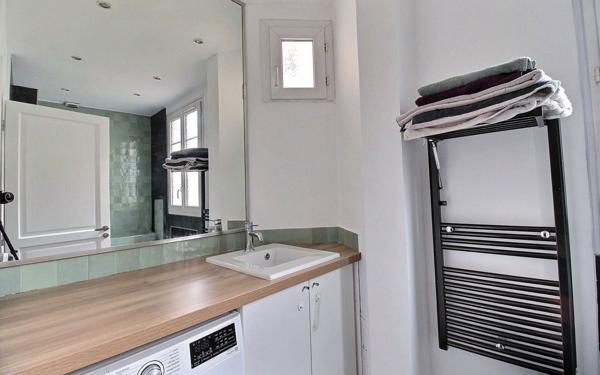 Appartement à vendre    3 pièces • 72 m2 Clichy