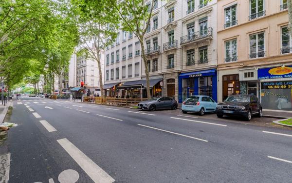 Appartement à vendre    2 pièces • 40,20 m2 Lyon 6