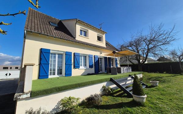 Maison à vendre    6 pièces •  Jouy-le-Châtel