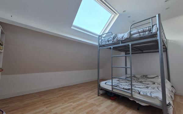 Maison à vendre    6 pièces •  Jouy-le-Châtel