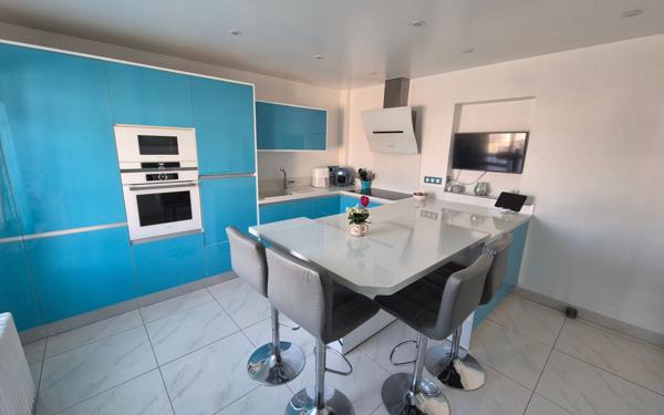 Maison à vendre    6 pièces •  Jouy-le-Châtel