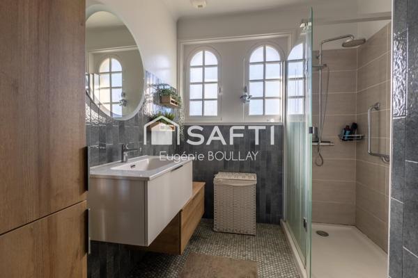 Magnifique maison basque 7 P, au calme avec terrain